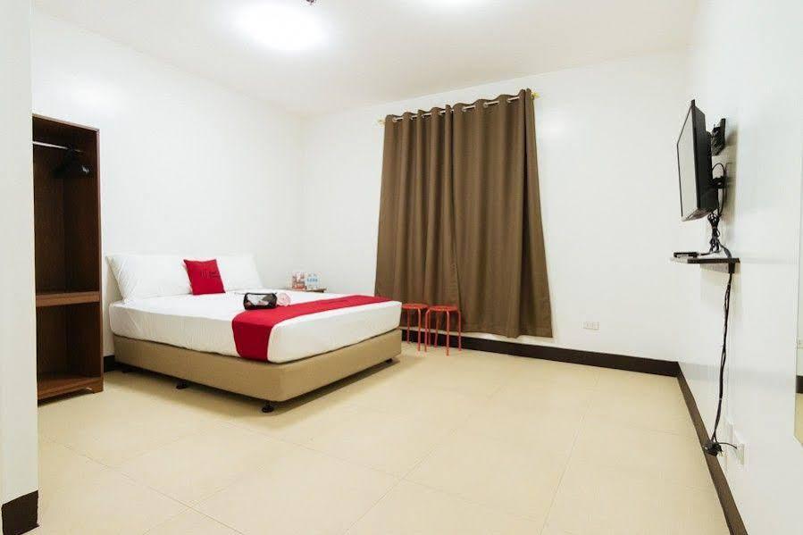 Reddoorz Plus At Edsa Congressional Quezon City Exterior photo